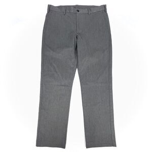 UNIQLO Slim Fit Flat Front Chino Trouser Ankle Dress Pants Mens 33 x 28 Gray